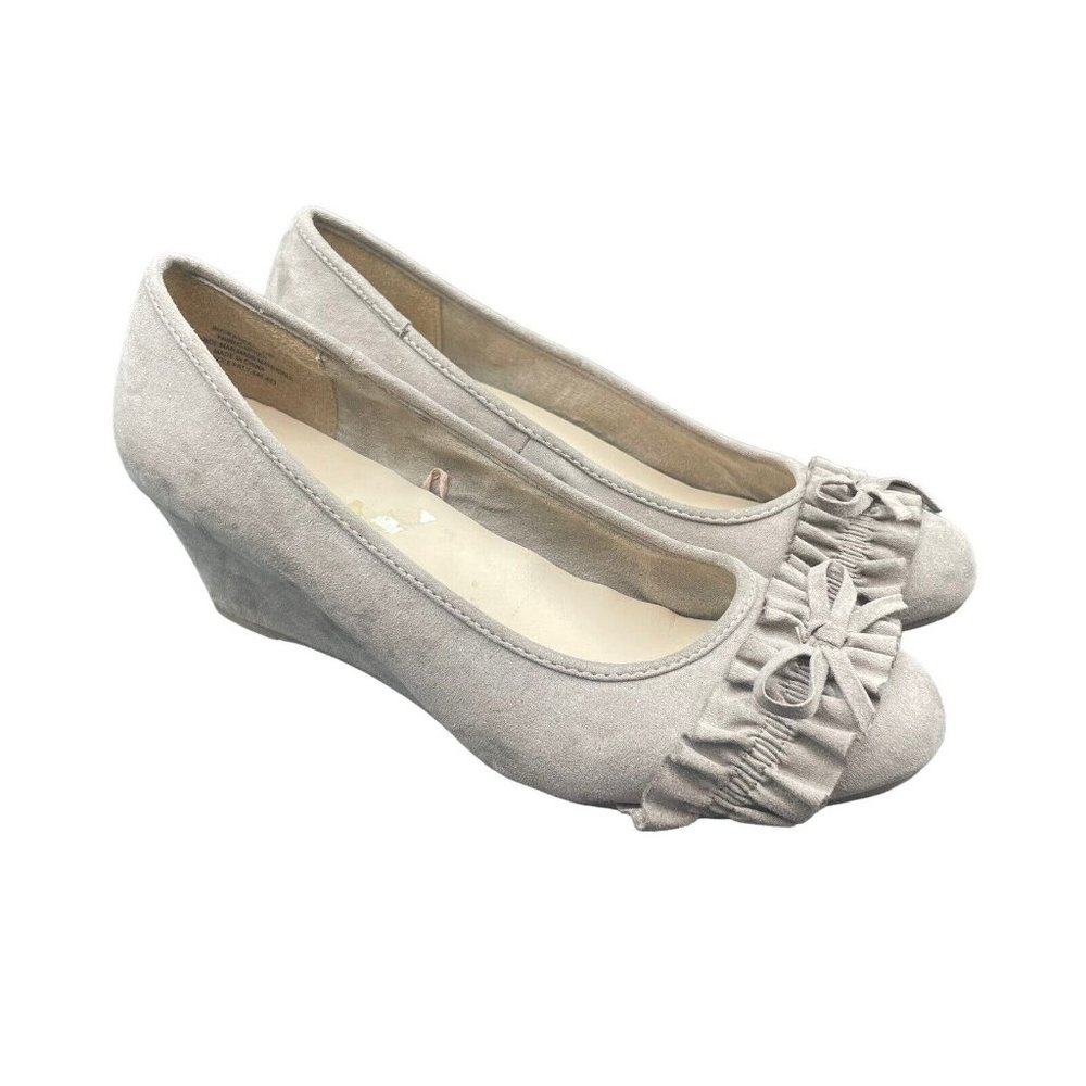 Seychelles Wedge Pump Bow Womens 11 M Microfiber Round Toe Neutral
